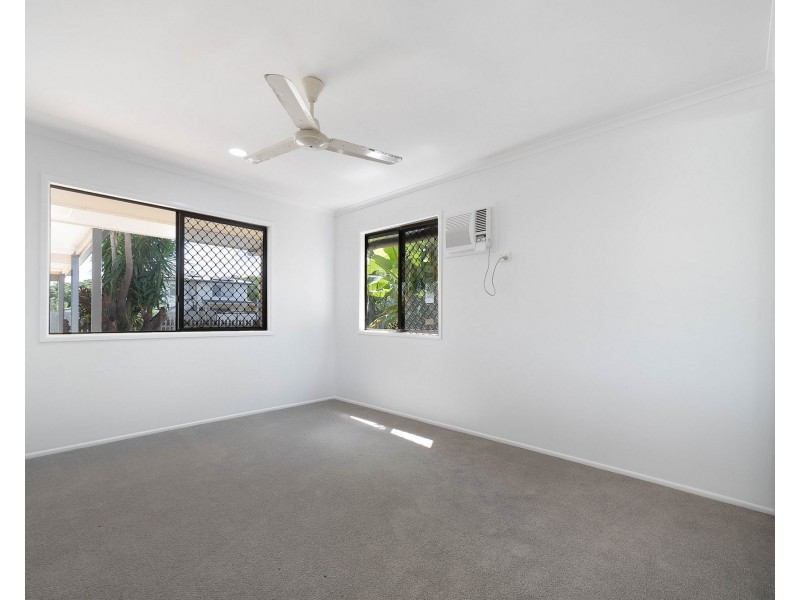 12 Flors Ave, Mount Pleasant QLD 4740