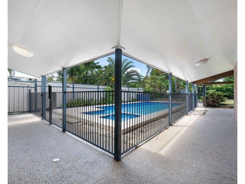 12 Flors Ave, Mount Pleasant QLD 4740