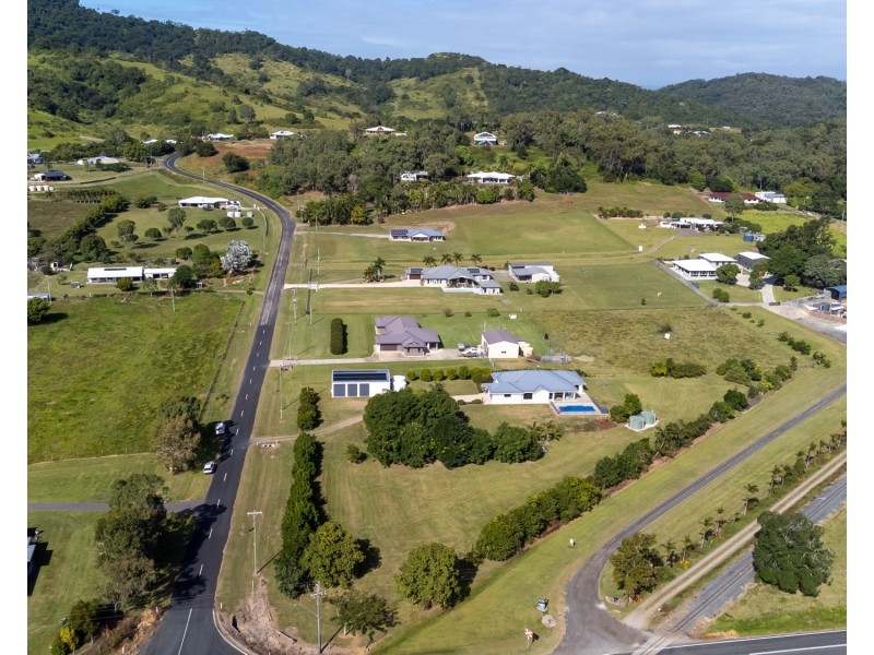 10 Mdina Drive, Habana QLD 4740
