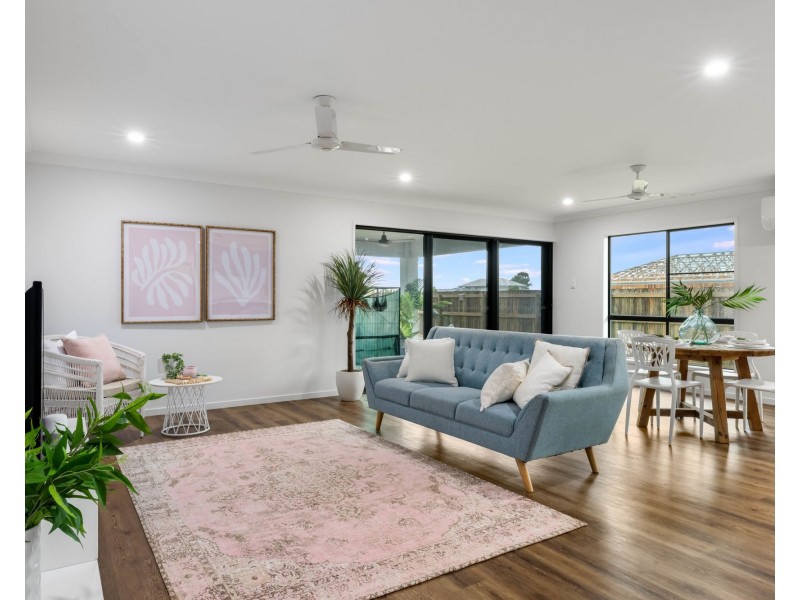 27 Williamtown Court, Rural View QLD 4740