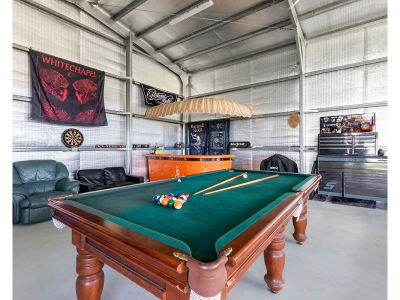 27 Williamtown Court, Rural View QLD 4740