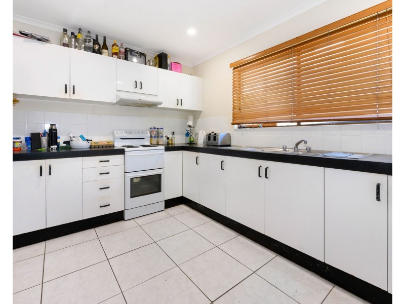 Unit 1&2 15 Patton Street, South Mackay QLD 4740