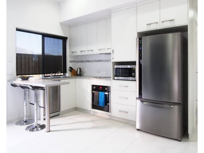 2 Peppertree Crescent, Andergrove QLD 4740