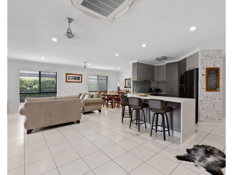 85 Pacific Drive, Blacks Beach QLD 4740