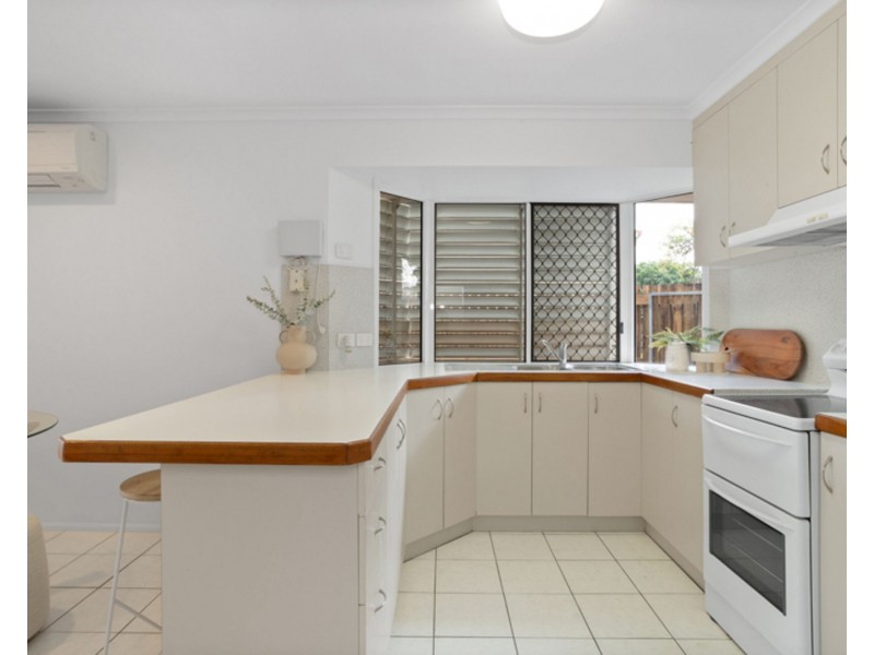 1 & 2/2 Smith Street, West Mackay QLD 4740