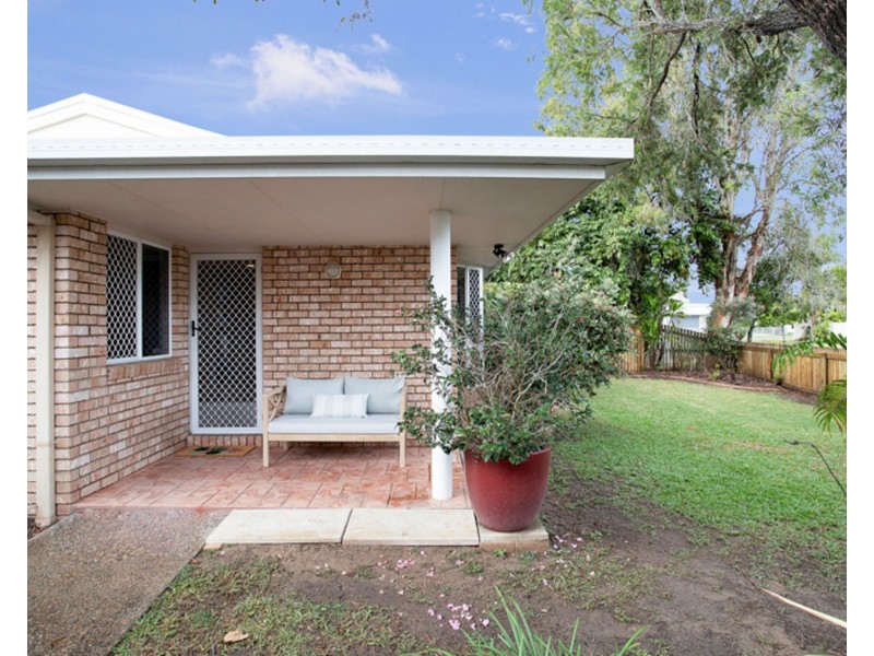 1 & 2/2 Smith Street, West Mackay QLD 4740