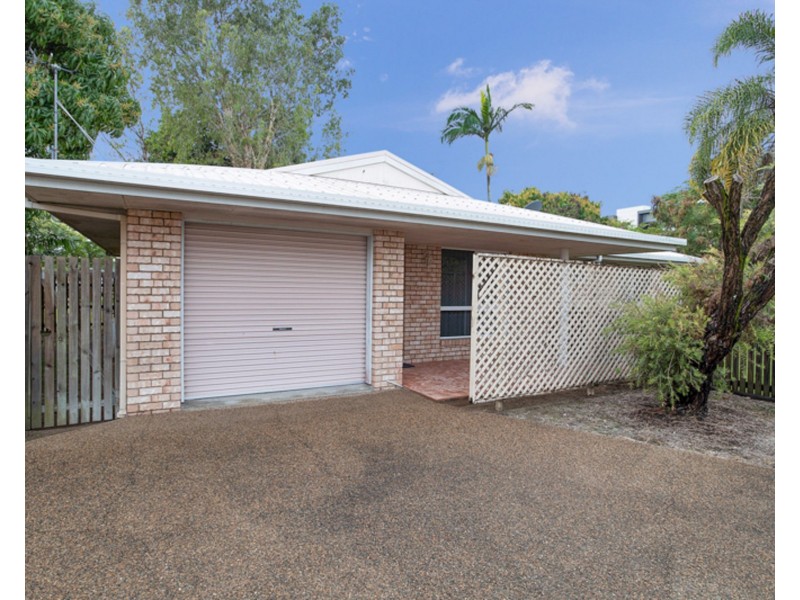 1 & 2/2 Smith Street, West Mackay QLD 4740