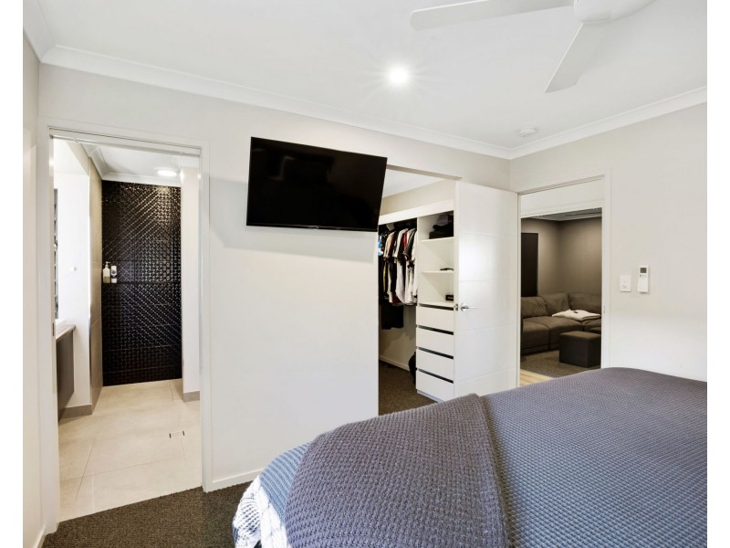 35 Primavera Blvd, Beaconsfield QLD 4740