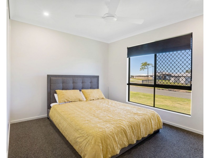 35 Primavera Blvd, Beaconsfield QLD 4740
