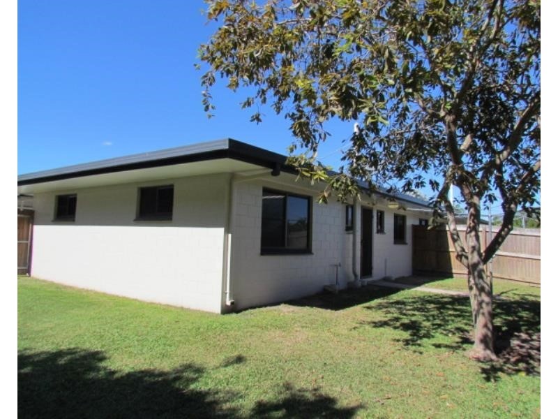 2/16 Pugsley Street, Walkerston QLD 4751