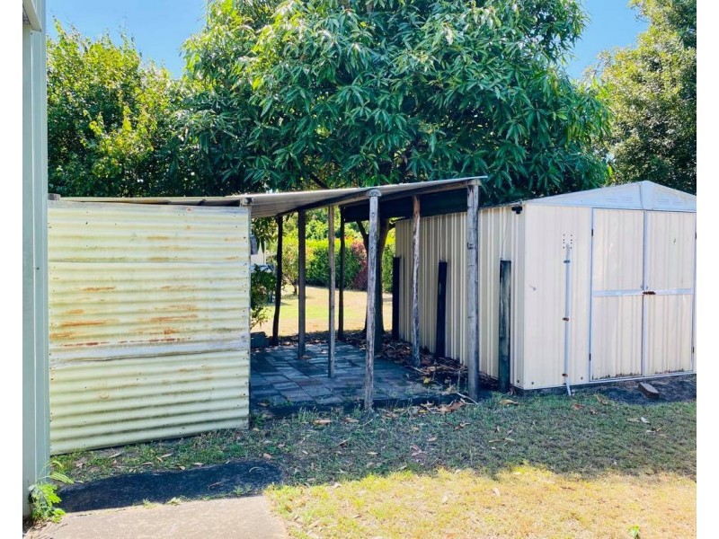 13 Waverley Street, Bucasia QLD 4750