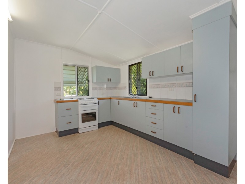 52 Rae Street, East Mackay QLD 4740