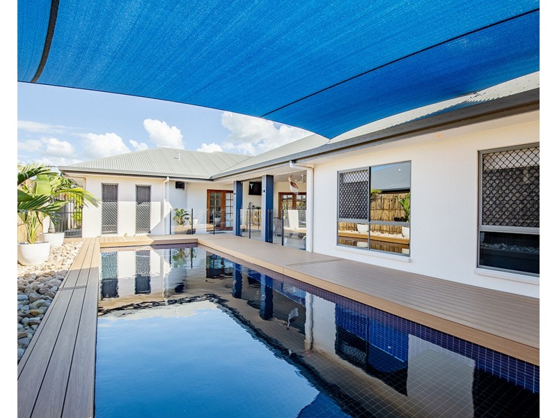 97 Victor Avenue, Glenella QLD 4740