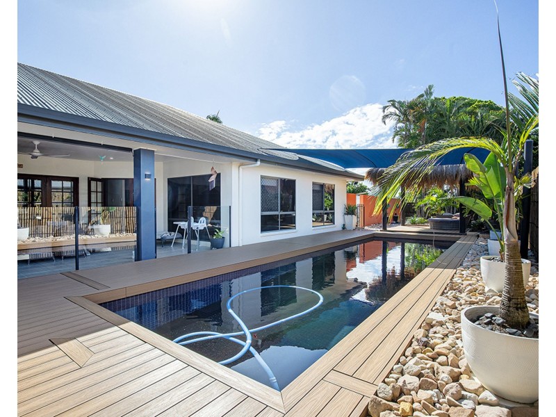 97 Victor Avenue, Glenella QLD 4740