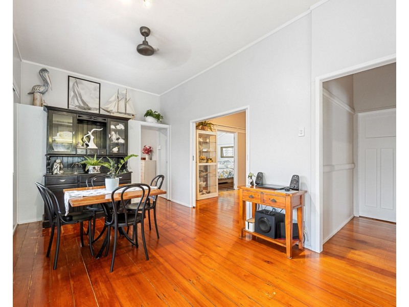 8 Sneyd Street, West Mackay QLD 4740