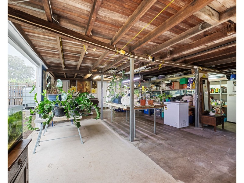 8 Sneyd Street, West Mackay QLD 4740