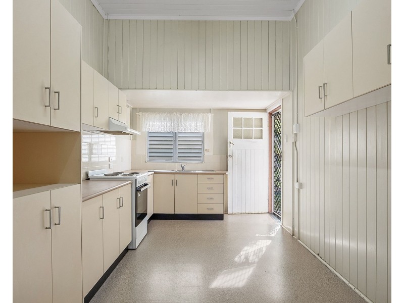 14 Clark Street, South Mackay QLD 4740