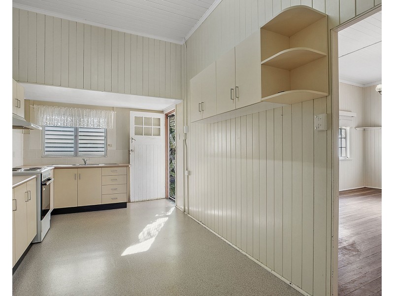 14 Clark Street, South Mackay QLD 4740