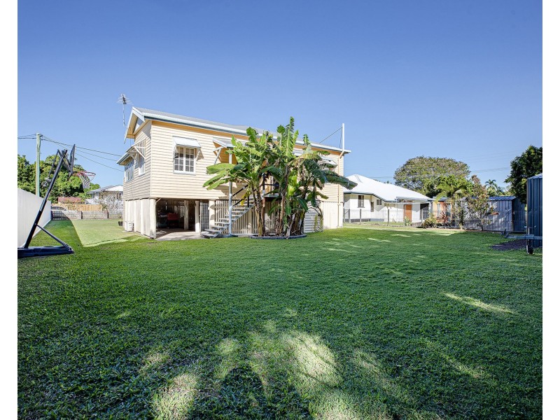 14 Clark Street, South Mackay QLD 4740
