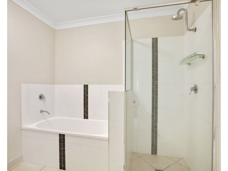 1/45 Whitefig Close, Andergrove QLD 4740