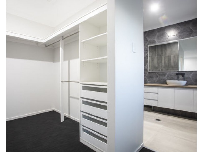 5B Willoughby Crescent, East Mackay QLD 4740