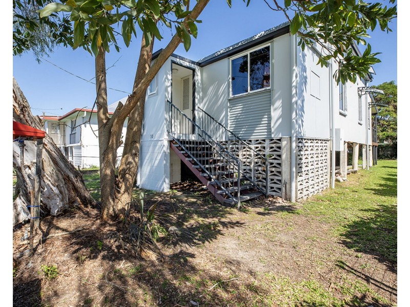 10 Pirie Street, South Mackay QLD 4740