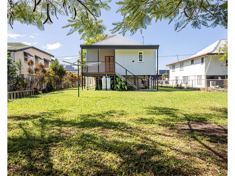 10 Pirie Street, South Mackay QLD 4740