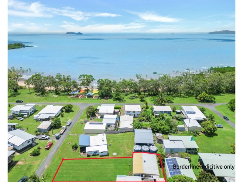 5 Dewar Street, St Helens Beach QLD 4798