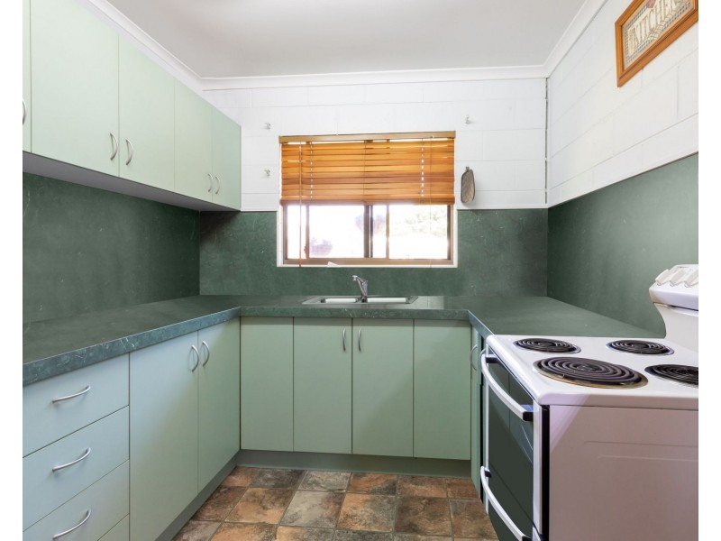 16 Pugsley Street, Walkerston QLD 4751
