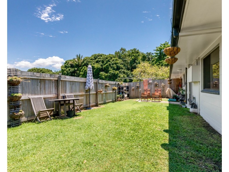 16 Pugsley Street, Walkerston QLD 4751