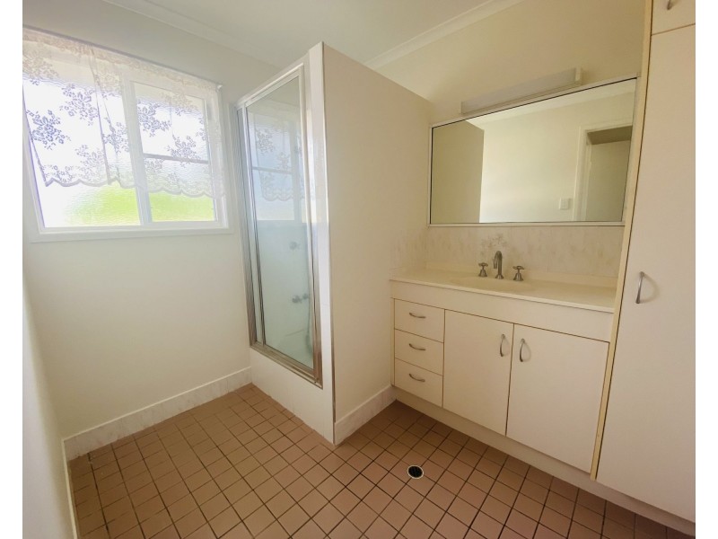 3/327 Shakespeare Street, Mackay QLD 4740