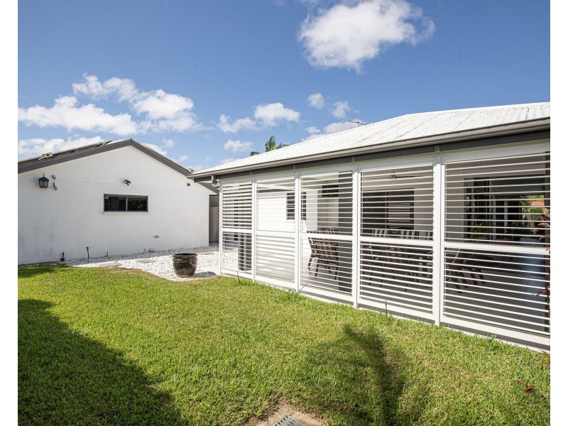 6 Victor Avenue, Glenella QLD 4740