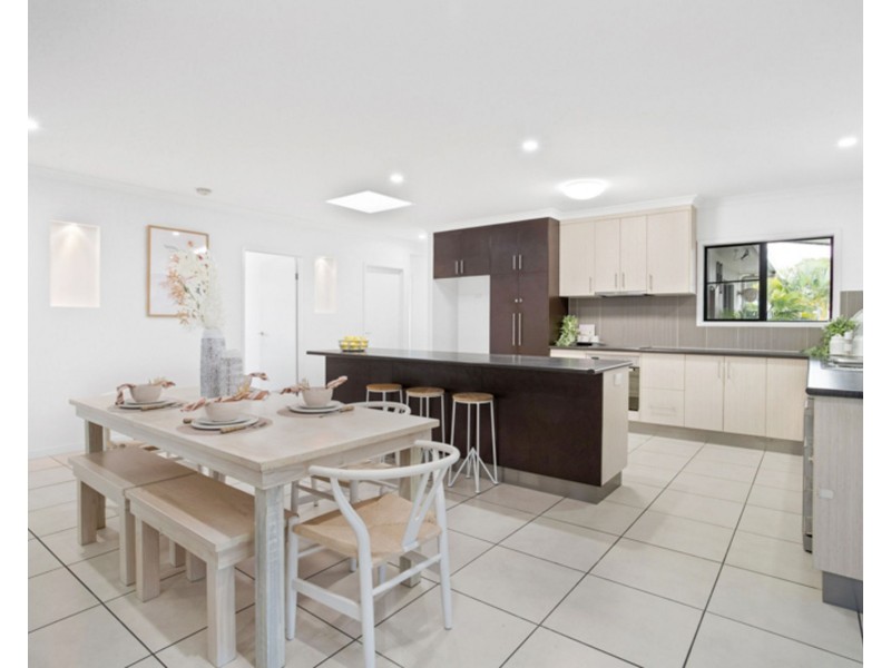 50 Monash Way, Ooralea QLD 4740