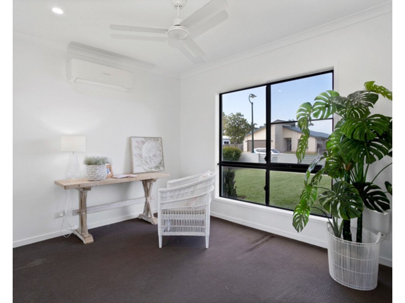 50 Monash Way, Ooralea QLD 4740