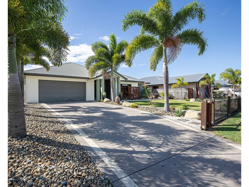 97 Victor Avenue, Glenella QLD 4740