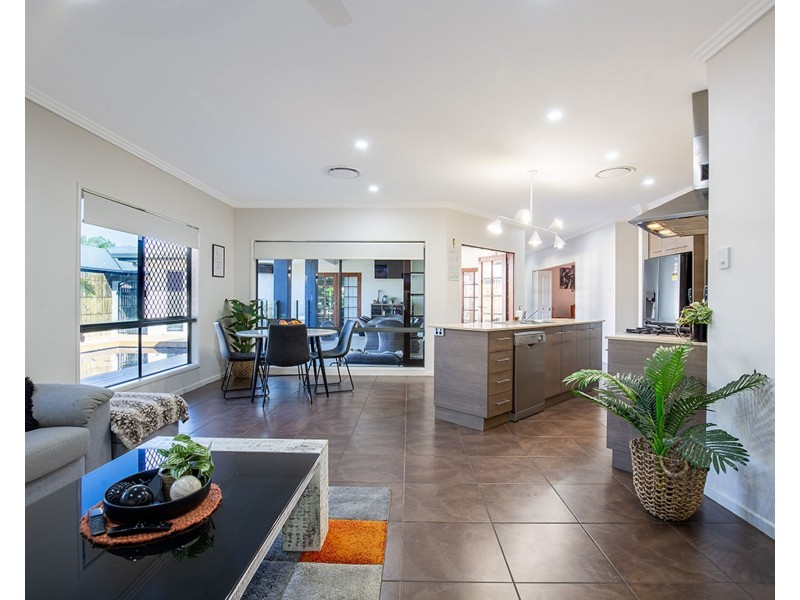 97 Victor Avenue, Glenella QLD 4740