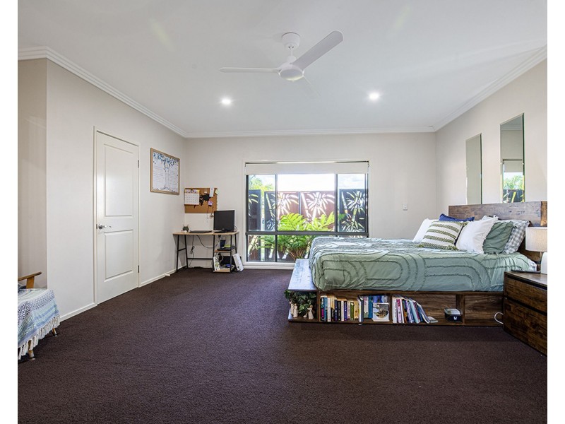 97 Victor Avenue, Glenella QLD 4740