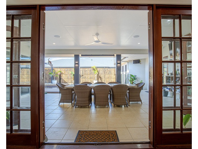 97 Victor Avenue, Glenella QLD 4740