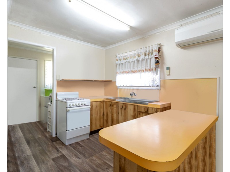 UNIT 1 & 2/19 Casuarina Street, Slade Point QLD 4740
