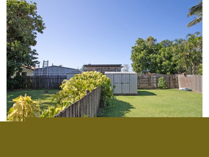 UNIT 1 & 2/19 Casuarina Street, Slade Point QLD 4740