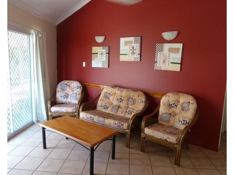 73 Illawong Drive, East Mackay QLD 4740
