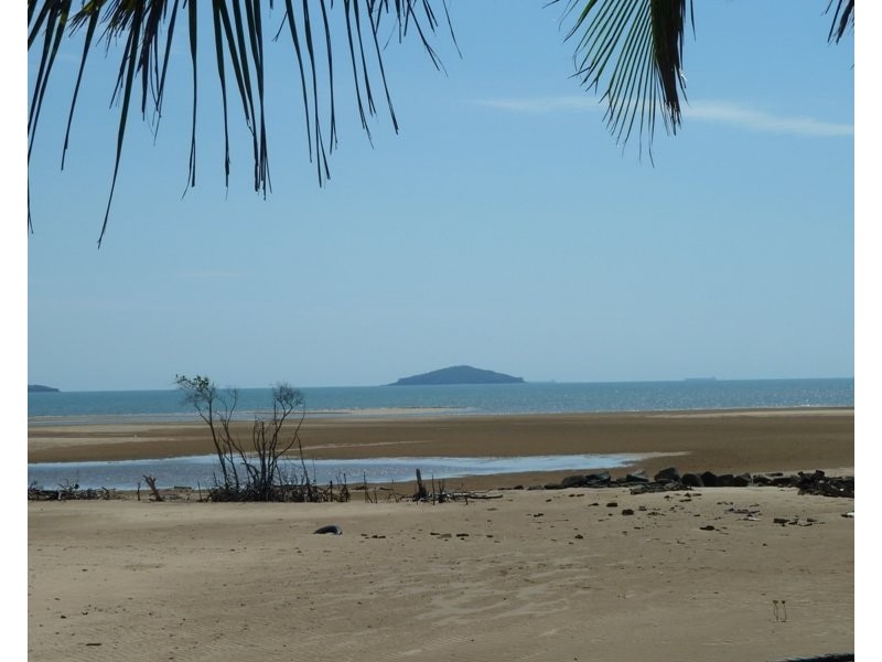 73 Illawong Drive, East Mackay QLD 4740