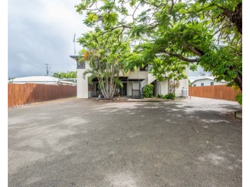 94 Broad Street, Sarina QLD 4737