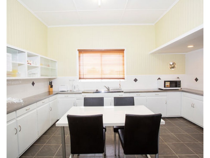 94 Broad Street, Sarina QLD 4737