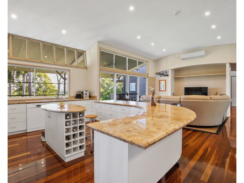 17 Aprile Court, Dumbleton QLD 4740