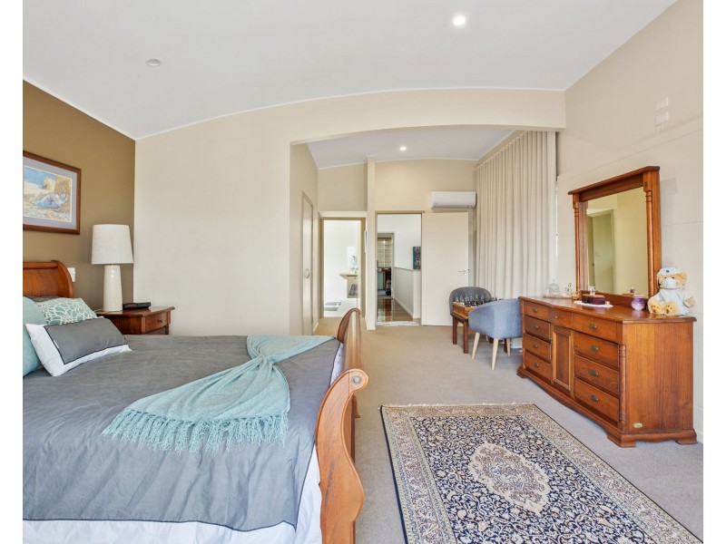 17 Aprile Court, Dumbleton QLD 4740