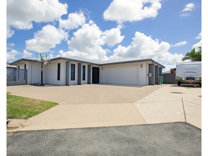 11 Gaye Court, Ooralea QLD 4740