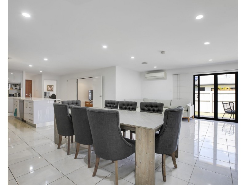 11 Gaye Court, Ooralea QLD 4740