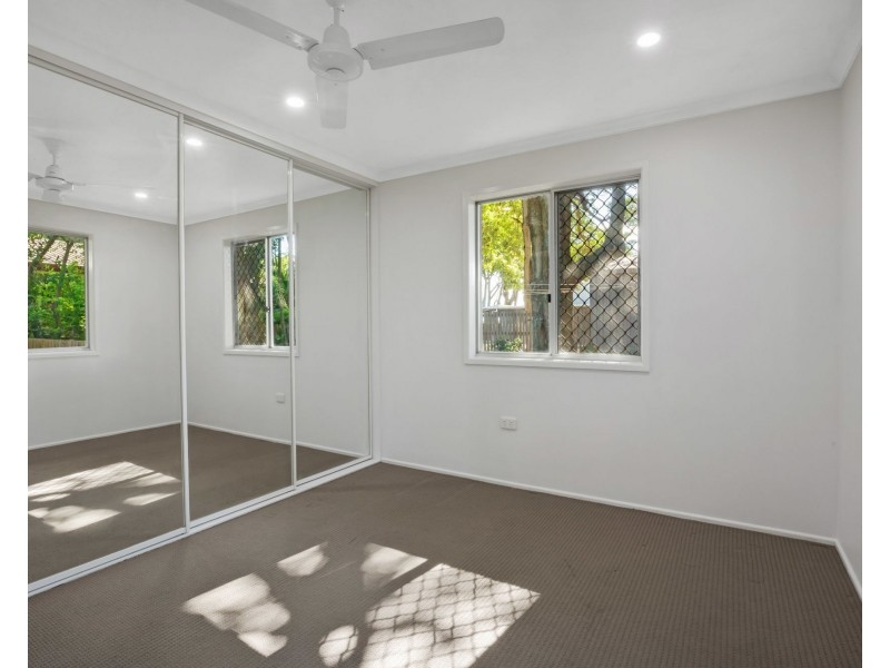 27 Bernborough Avenue, Ooralea QLD 4740