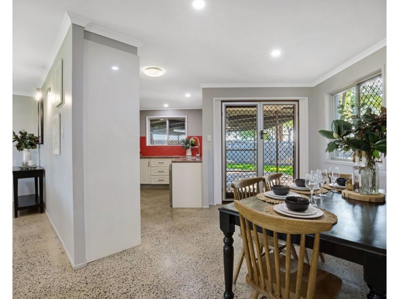 27 Bernborough Avenue, Ooralea QLD 4740